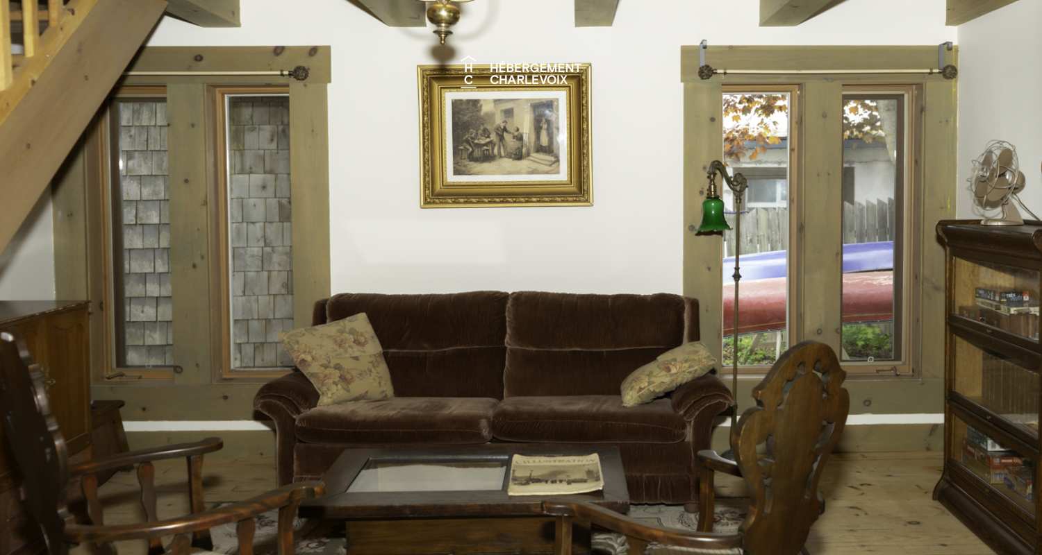 Le 142 - Maison au charme d'antan au centre-ville de Baie-Saint-Paul